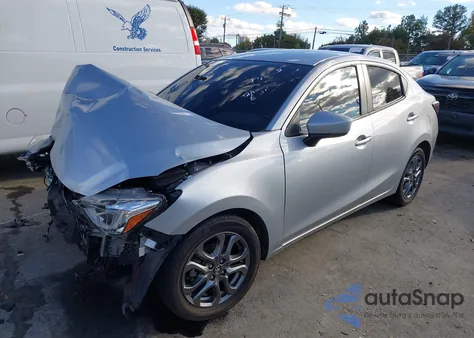 2020 Toyota Yaris Xle from USA, damaged, VIN 3MYDLBYV8LY714975